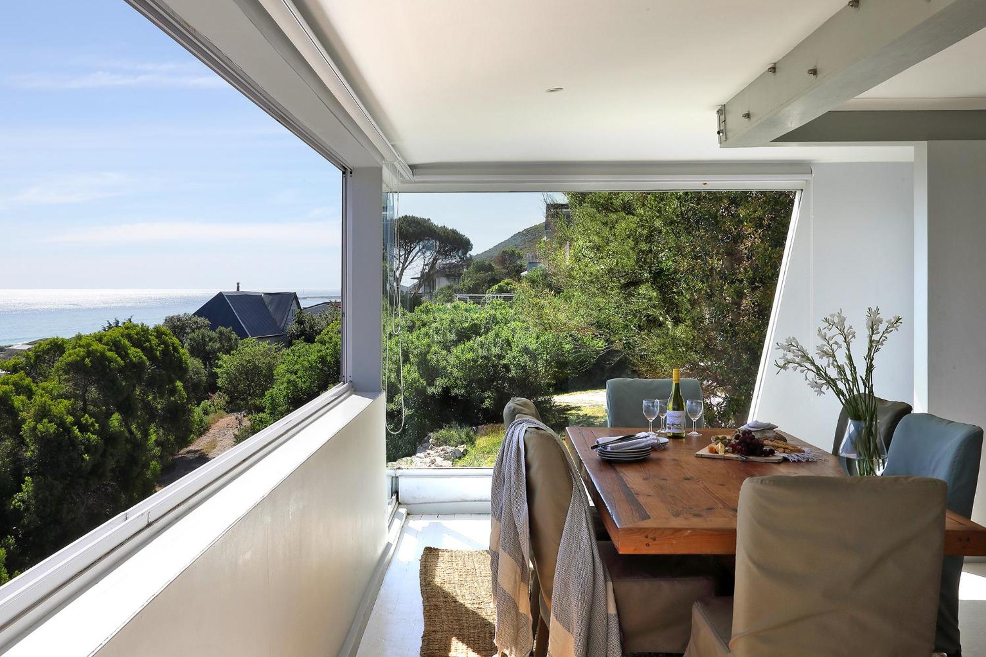 Broad Horizon Villa Scarborough Exterior photo